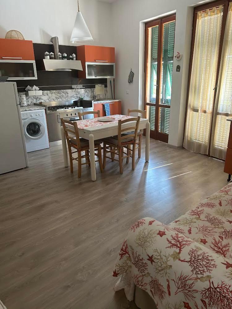 Ca' Mari Apartment Ameglia Ngoại thất bức ảnh